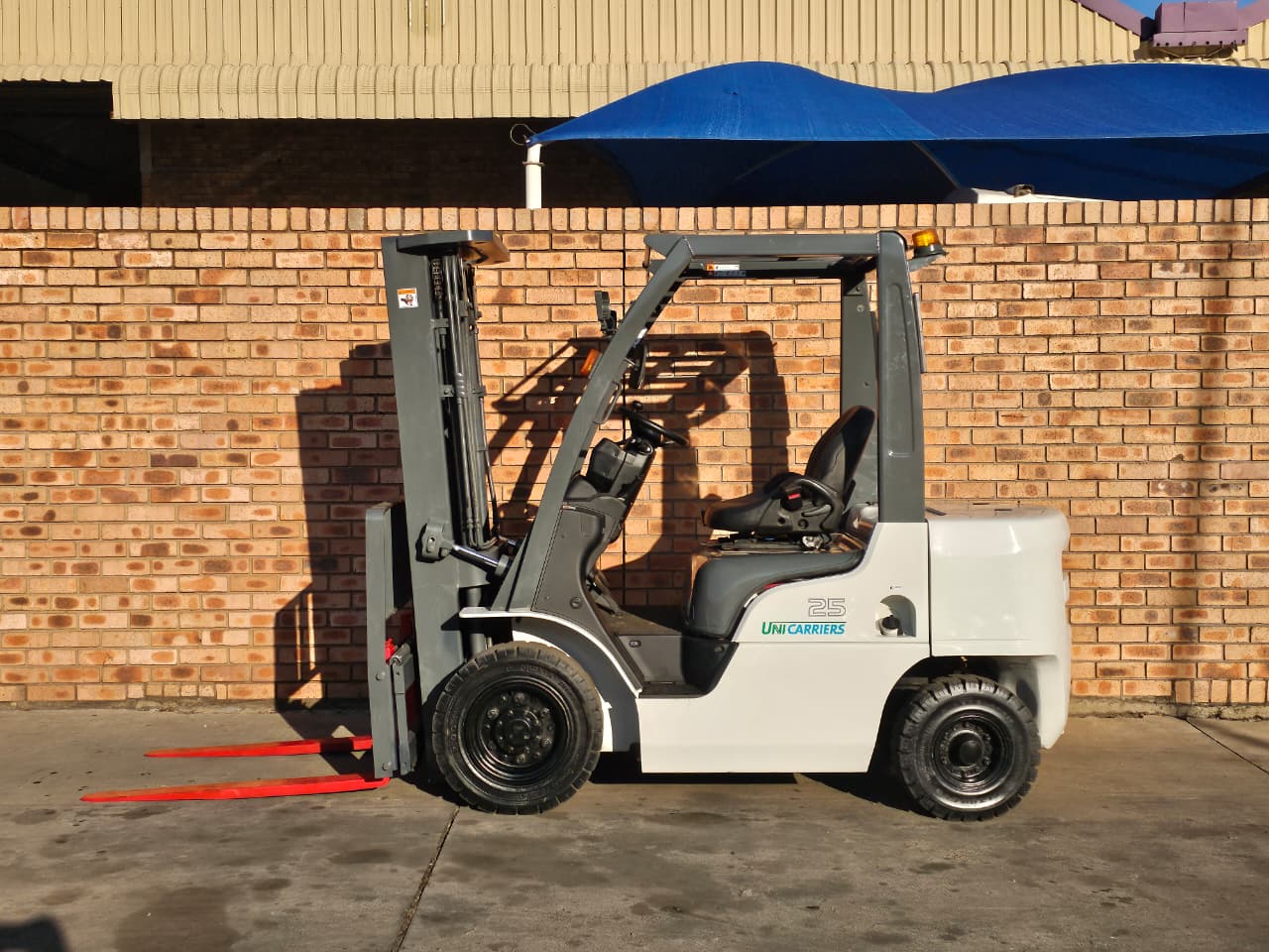 Forklift 9
